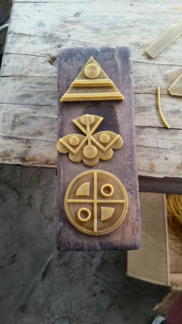 Ethnic brass connector, heart shaped - Image 3