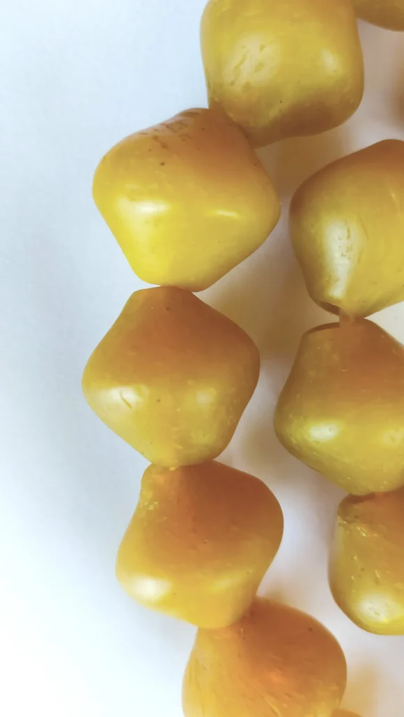 2 bi-cone recycled glass beads