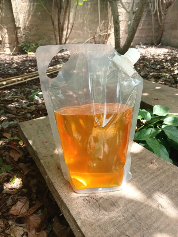 Cold pressed baobab oil, 100% organic, raw, 1 liter in plastic pouch (33.81 fl. oz)