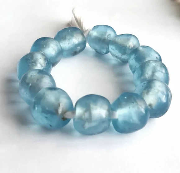13 recycled glass beads, 21-22 x 16-17 mm., light blue - Image 2