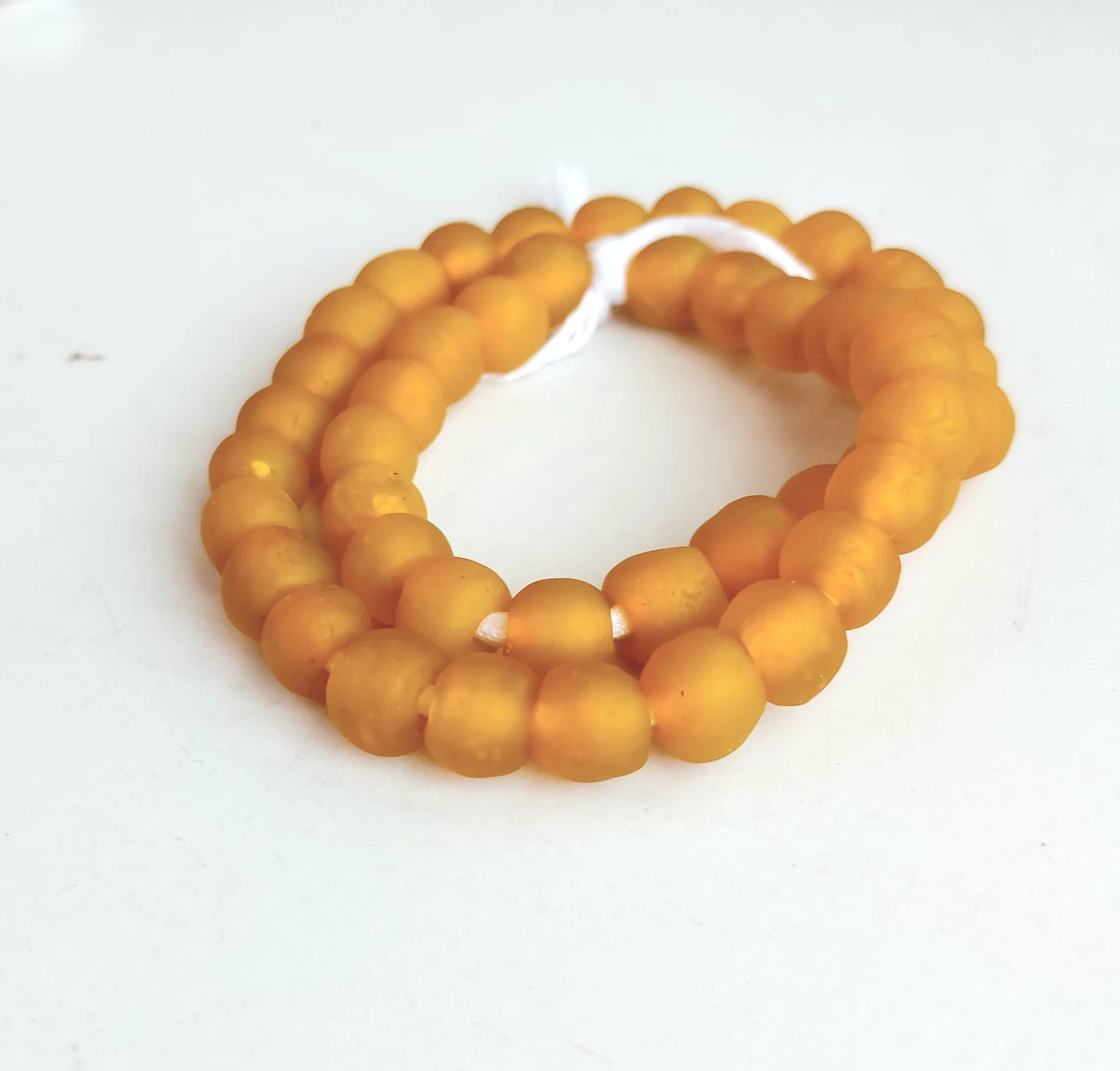 43 recycled glass beads, orange 43 recycled glass beads, orange - Image 2