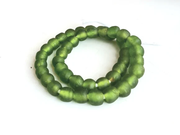 42 recycled glass beads. green - Image 2