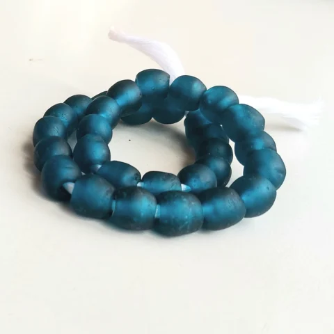 42-43 recycled glass beads, 14 inches strand