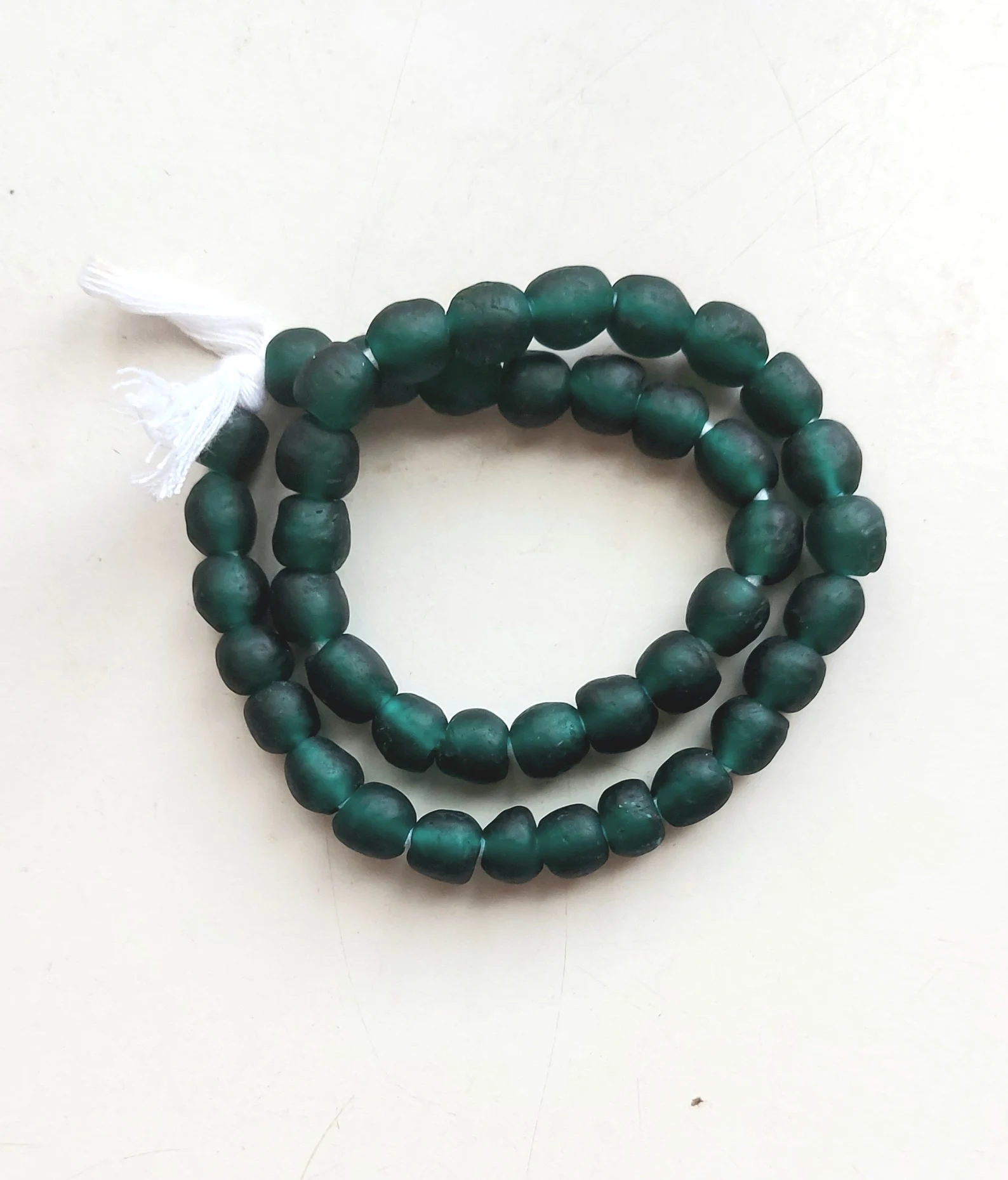 42-43 recycled glass beads, 14 inches strand 42-43 recycled glass beads, 14 inches strand - Image 3