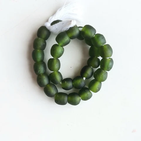 29-32 recycled glass beads, olive green