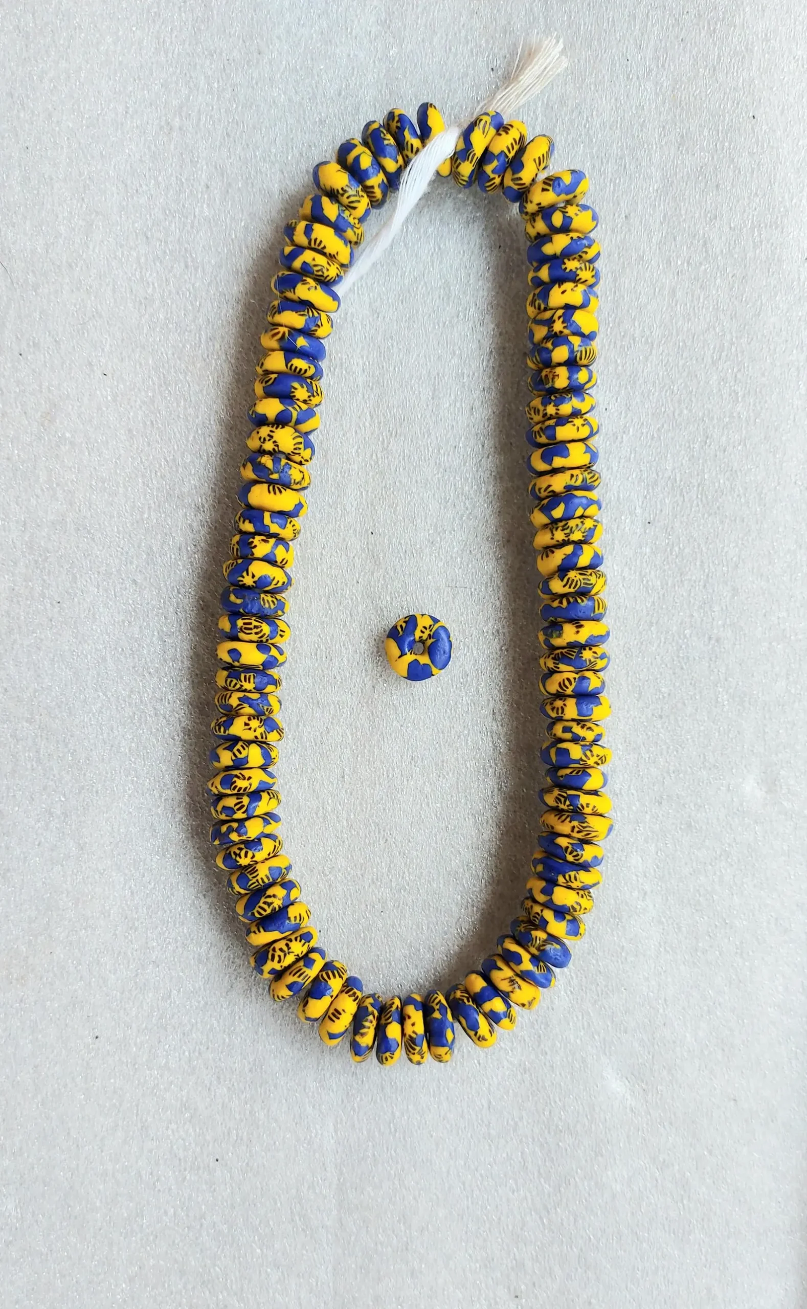 80 African melted glass rondelle, 16 inches string, 13-14 mm.diameter 80 African melted glass rondelle, 16 inches string, 13-14 mm.diameter