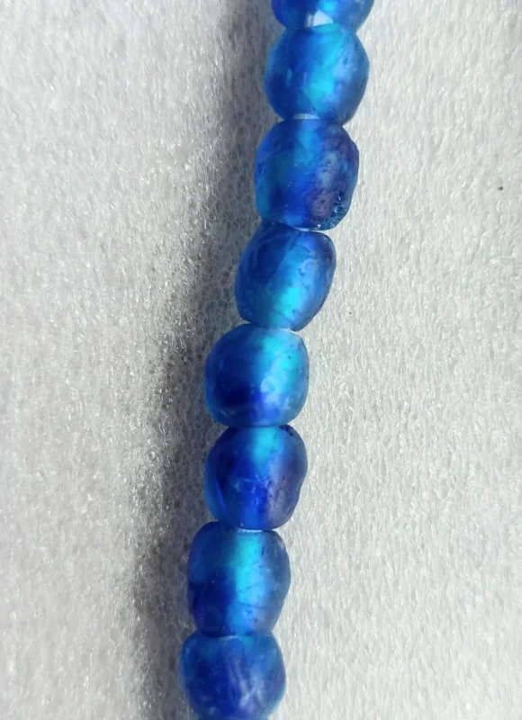 43 recycled glass beads. mottled blue - Image 2