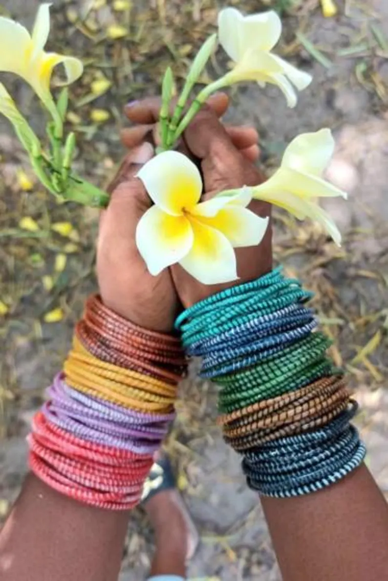 Old flip flop bangles, reclaimed rubber bangles handmade in Mali, set of 12 rubber bracelets Old flip flop bangles, reclaimed rubber bangles handmade in Mali, set of 12 rubber bracelets - Image 3