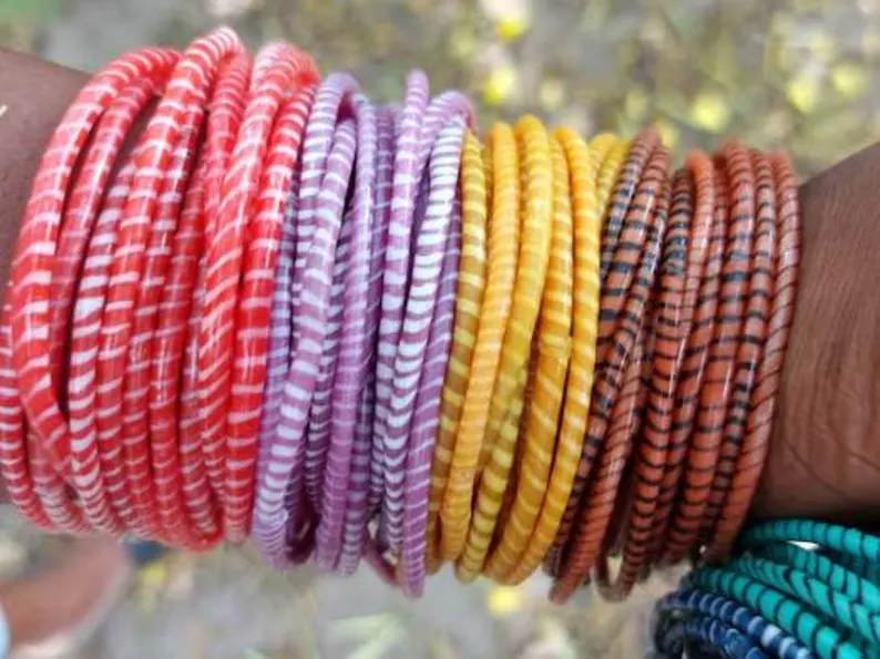 Old flip flop bangles, reclaimed rubber bangles handmade in Mali, set of 12 rubber bracelets Old flip flop bangles, reclaimed rubber bangles handmade in Mali, set of 12 rubber bracelets
